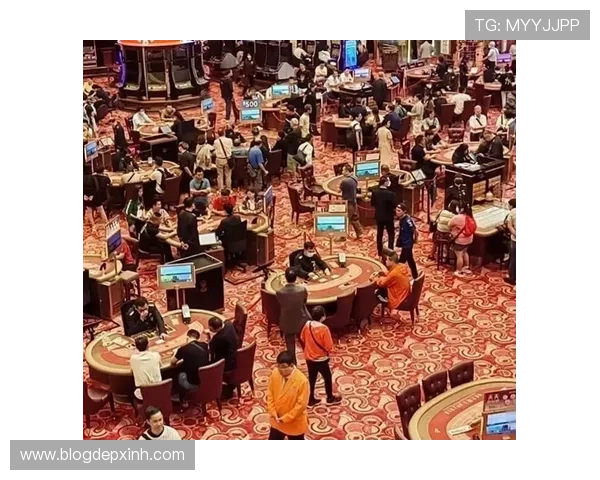 老虎机现金官网多平台兼容支持,无论手机还是电脑都能畅玩无阻,随时随地享受娱乐 老虎机现金官网多平台兼容支持,无论手机还是电脑都能畅玩无阻,随时随地享受娱乐